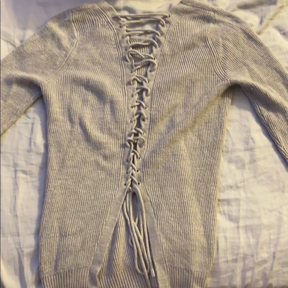 Grey 3/4 sleeve Sweater